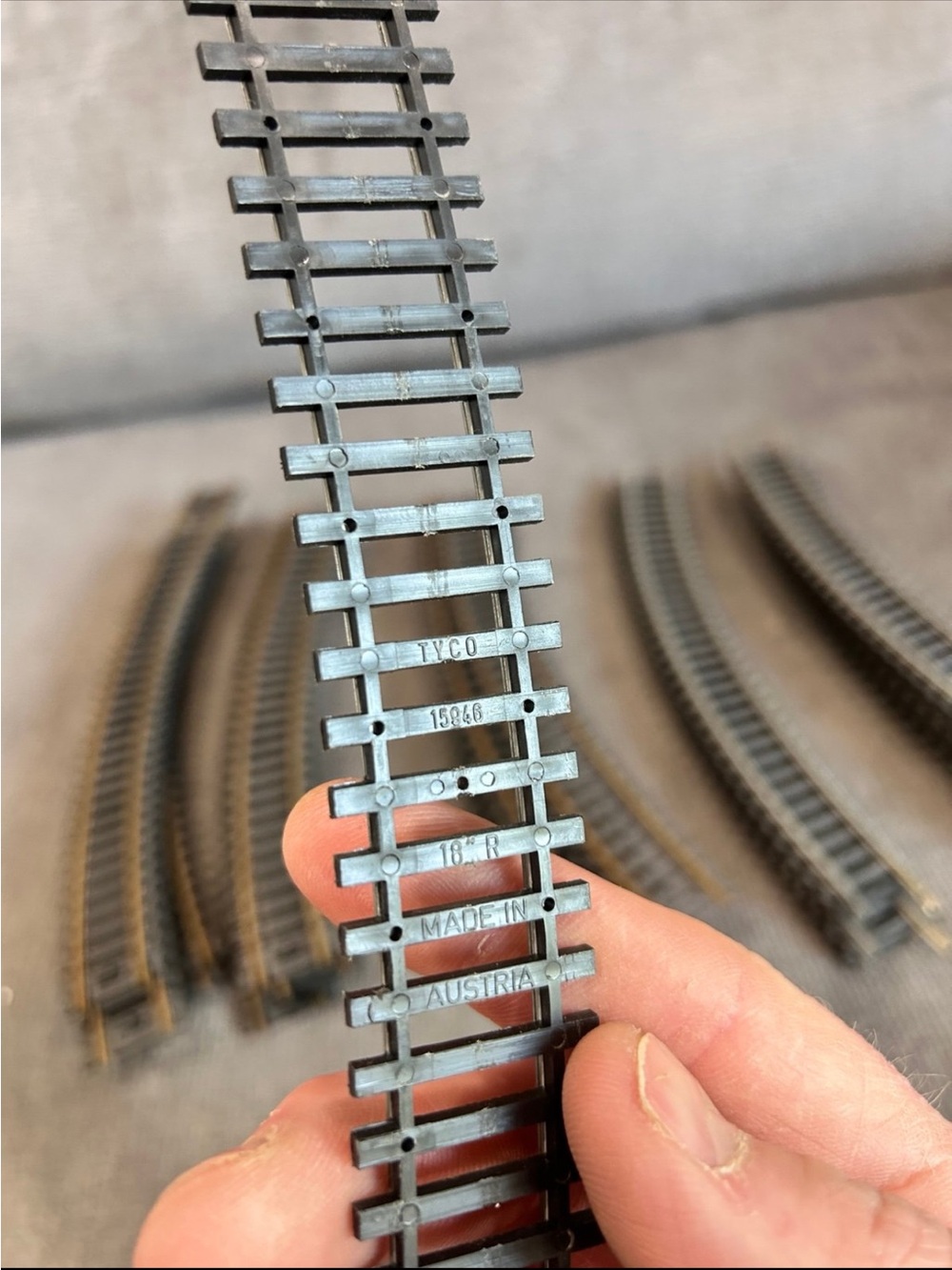ATLAS N SCALE SNAP TRACK CURVE TRACK Mix Set 11 Tyco Tracks 28 Atlas Tracks - Picture 3 of 3